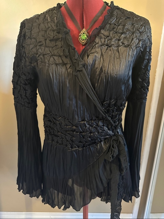 Joseph Ribkoff Tops - Joseph Ribkoff romantic gothic front tie top/ robe/ duster